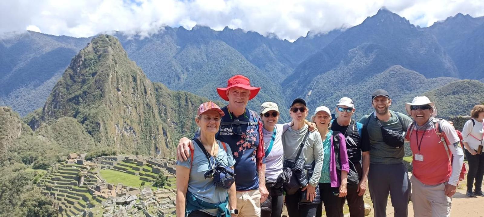 Lizzy Wasi Urubamba Hotel Ngoại thất bức ảnh