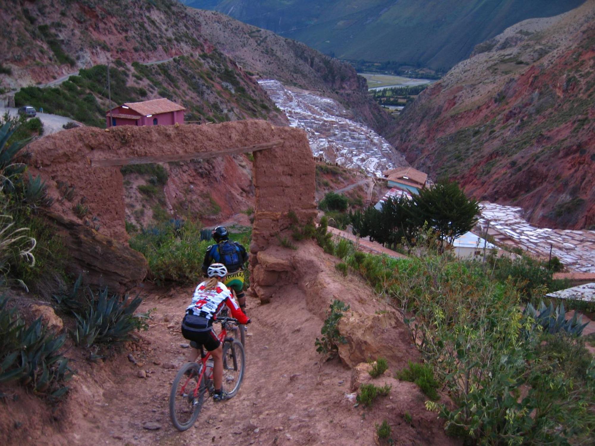 Lizzy Wasi Urubamba Hotel Ngoại thất bức ảnh