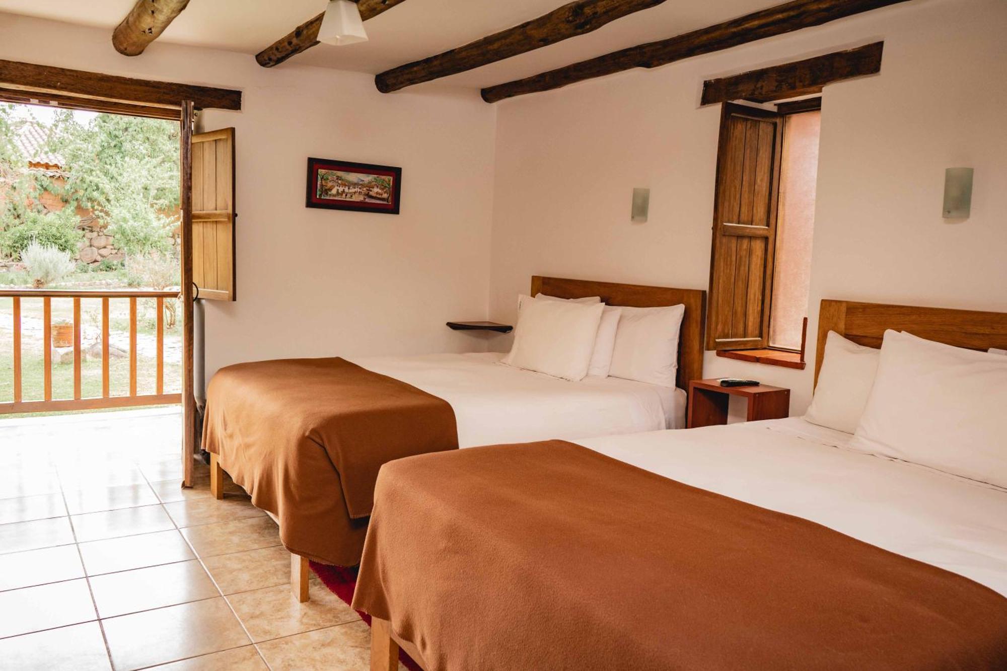 Lizzy Wasi Urubamba Hotel Ngoại thất bức ảnh